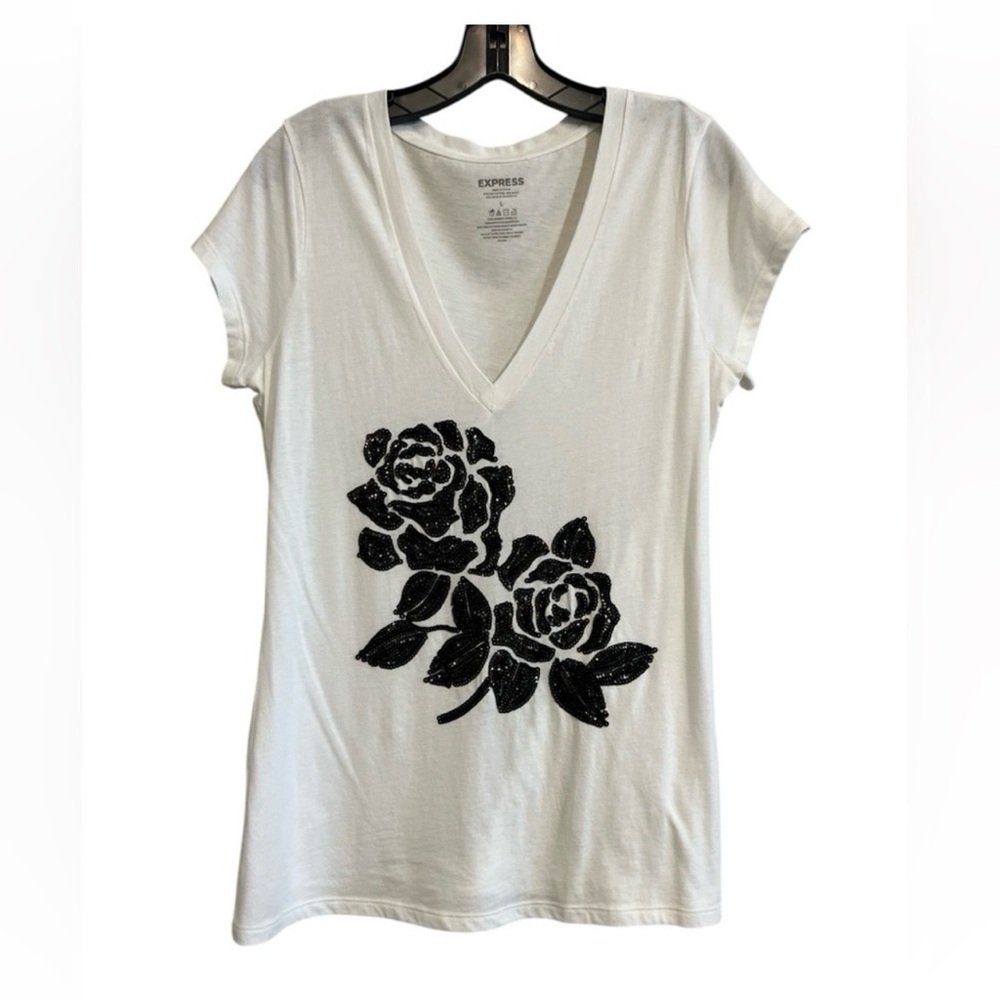 Express White V-Neck Tee with Black Rose Sequins Design Size Large